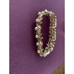 Avon Vintage Set Of 2 Pearl Leaf Bracelet/ Buckle Style Cuff Bracelet